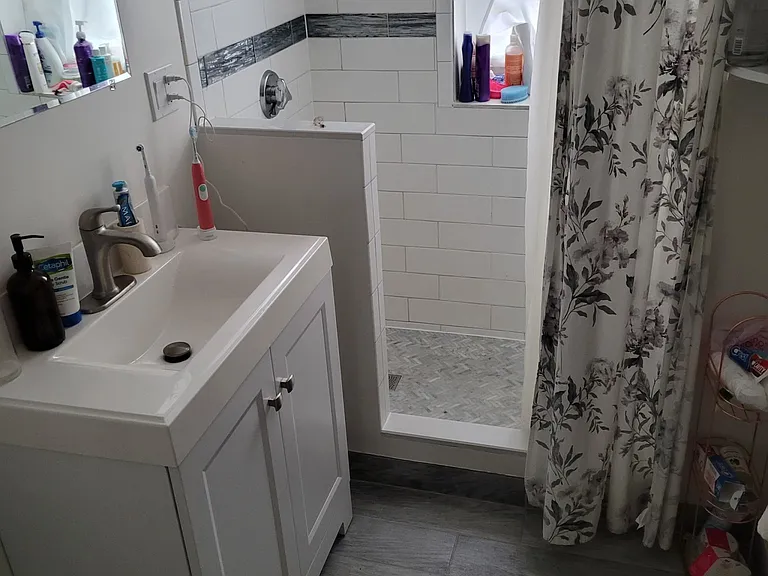 8 Farrington Ave #3 — Photo 29