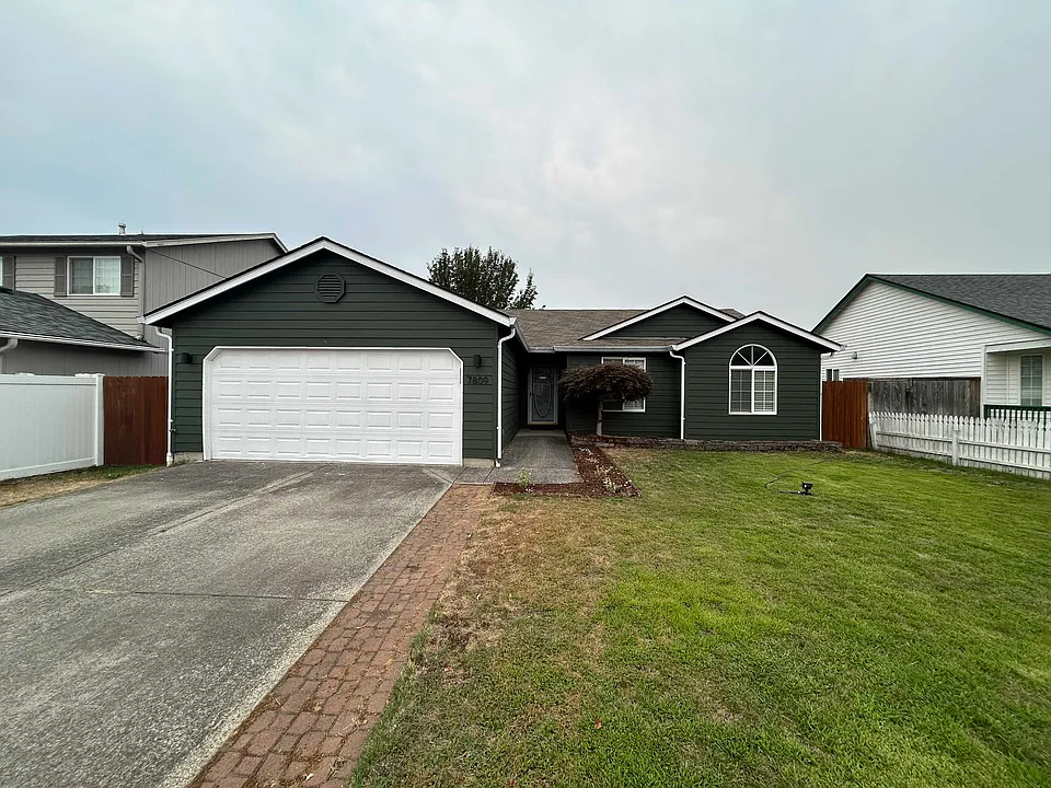 7809 NE 166th Ave