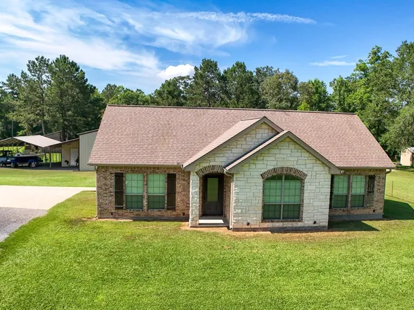 375 County Road 717, Buna, TX 77612