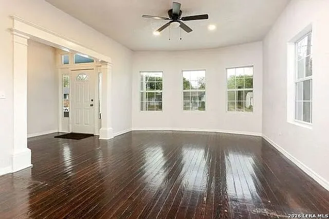 4 bed, 3.0 bath, 1609 sqft, $1,850 — Photo 4