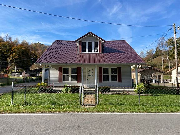 2nd image of 641 S Clay Ave