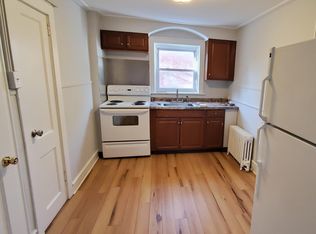 158 6th St #2F, Verplanck, NY 10596