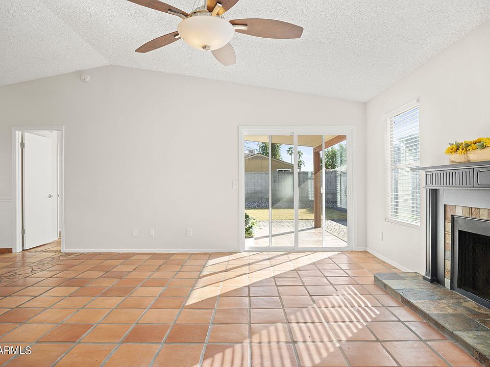 1st image of 1115 E ESCUDA Drive