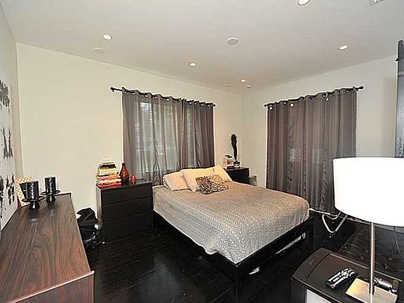 5th image of 4040 Hardie Ave