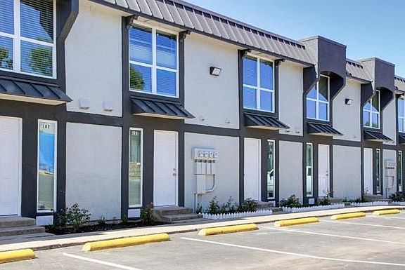 2nd image of 9332 Beck Ave Suite 153