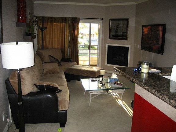 2nd image of 300 N El Molino Ave Unit 202