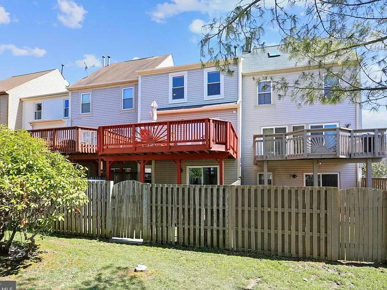 4 Scarlet Sage Ct — Photo 32