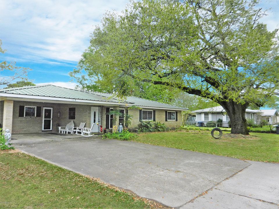 1st image of 115 Perkins St