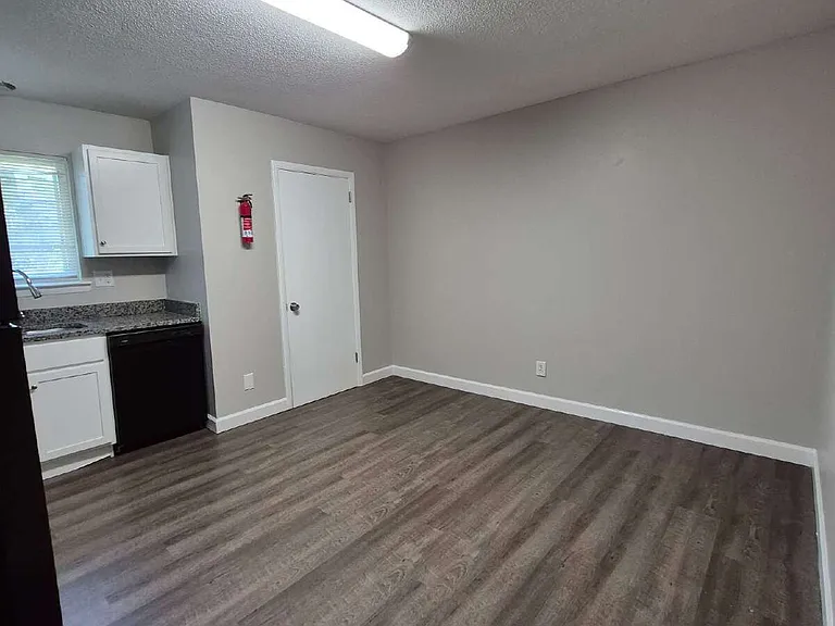 217 Sweetland Dr #6 — Photo 18
