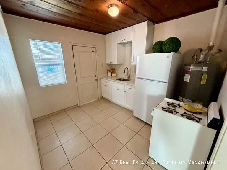 925 E Turney Ave #2 — Photo 8