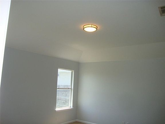 4th image of 105 Oman St