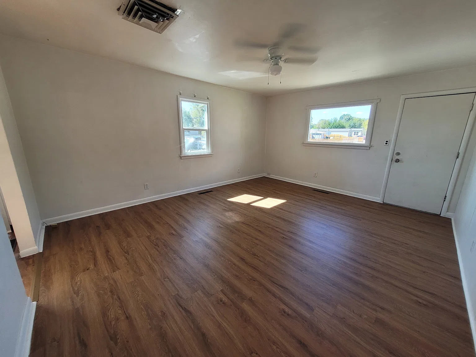 2028 Acero Ave — Photo 3