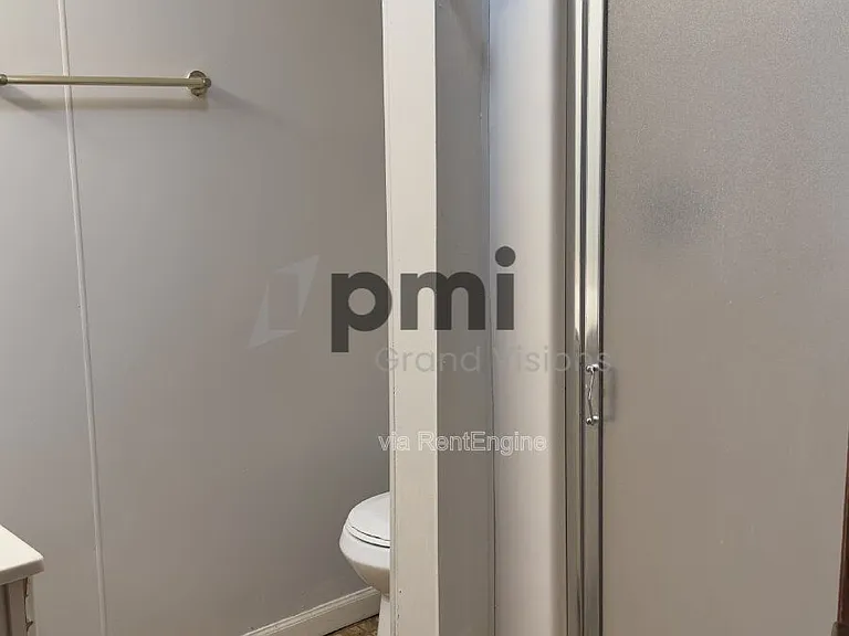 16 W Buchanan Ave #4 — Photo 10