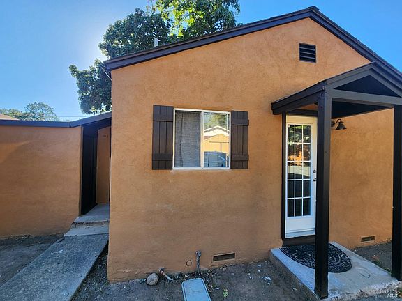 2nd image of 473 Newton Way
