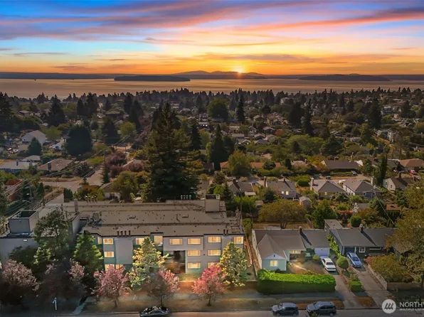 6055 35th Avenue SW #206, Seattle, WA 98126