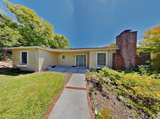48 Overhill Rd, Orinda, CA 94563