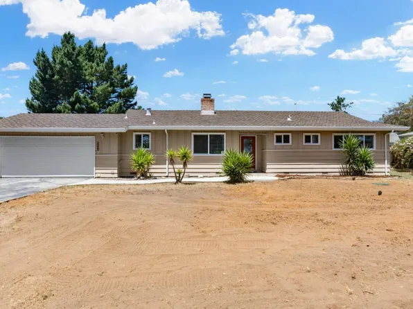 6680 Leon Dr, Salinas, CA 93907