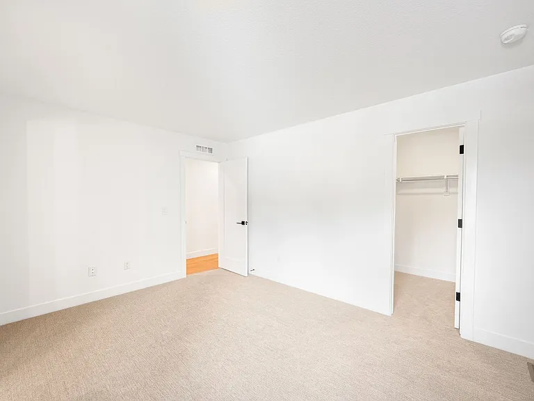 4656 W 9th Ave — Photo 17
