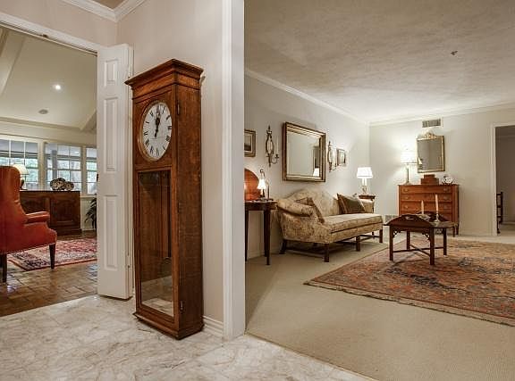 5th image of 6978 Pemberton Dr