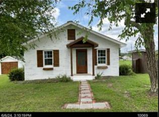 10 Academy Dr, Chula, GA 31733