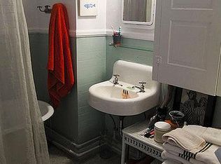 527 Warren St #4, Hudson, NY 12534