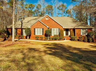 203 Ashford Cir, Lagrange, GA 30240