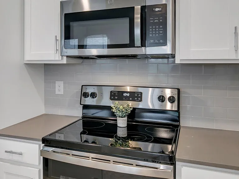 4272 Green Gables Pl — Photo 9