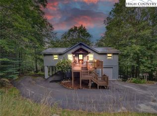 125 Tamarack Rd, Banner Elk, NC 28604