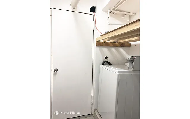 Rented by Douglas Elliman | media 31