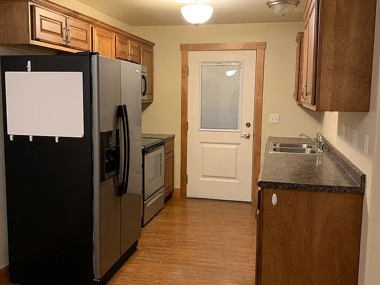 3195 Cabernet Dr — Photo 3