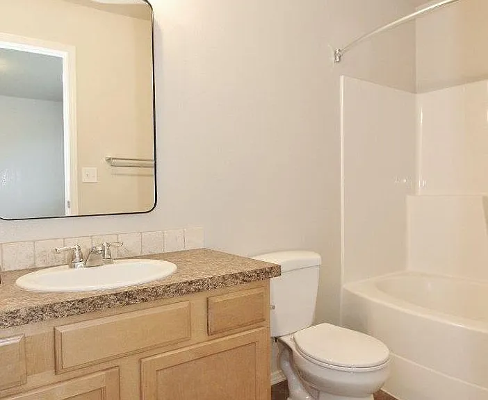 2525 N Blueblossom Dr — Photo 16