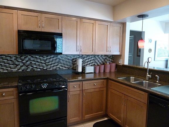 5th image of 12616 W Seneca Dr