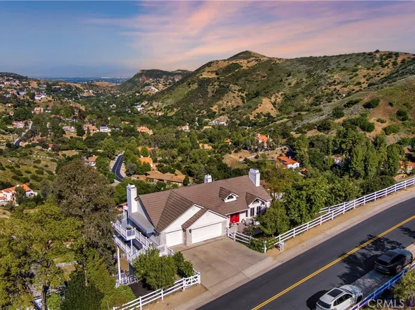 50 Saddlebow Rd, Bell Canyon, CA 91307
