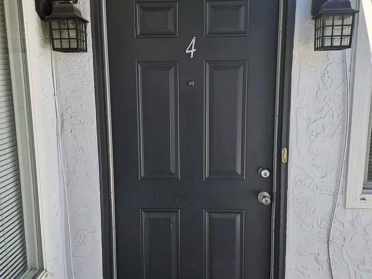 449 S Stockton Ave #4 — Photo 3