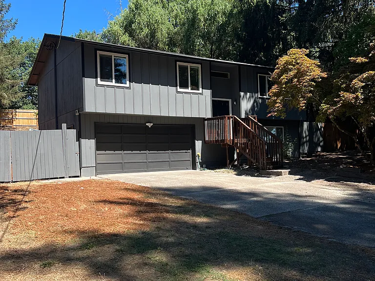 6921 SE Queen Rd — Photo 1