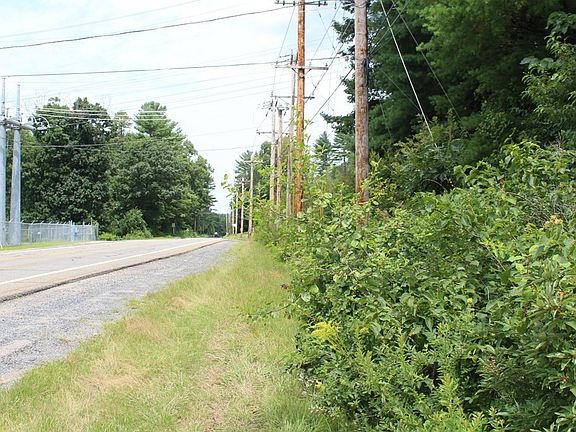 3rd image of 49 Gilbertville Rd