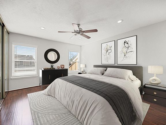 4th image of 11683 Village Place Dr #258