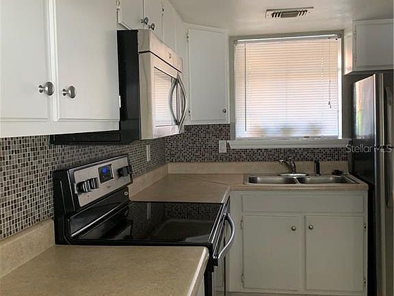 2nd image of 660 Grenadine Ct #660