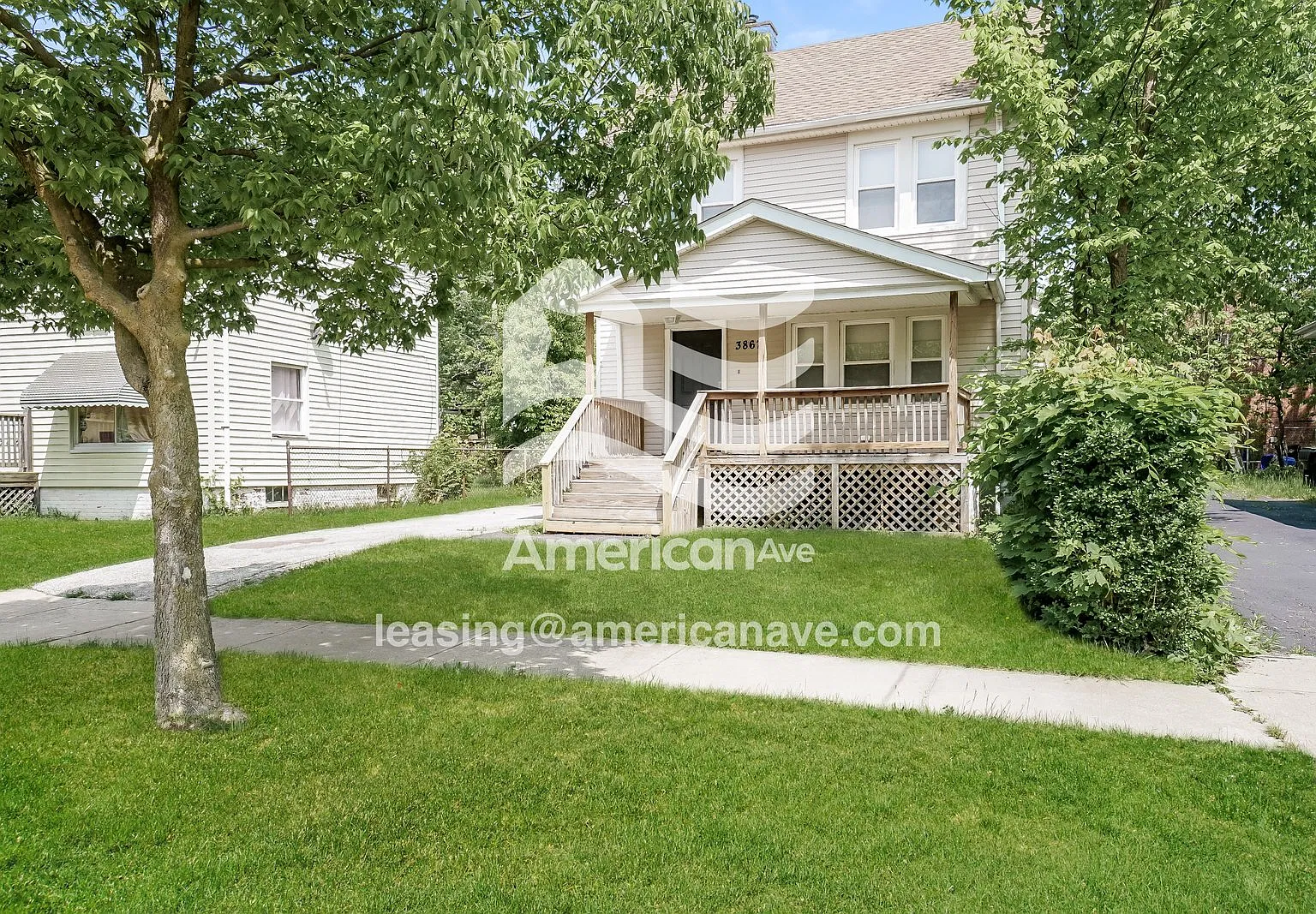 3 bed, 1.0 bath, 1066 sqft, $1,624 — Photo 1