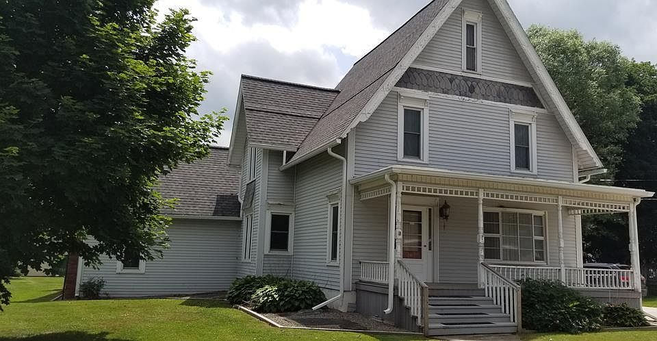 1st image of 312 E Main St