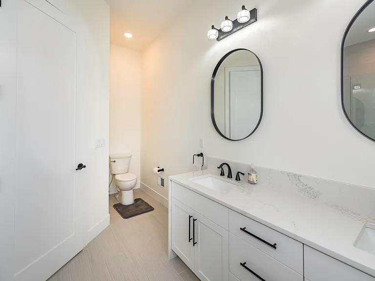 1858 Upland Dr — Photo 31