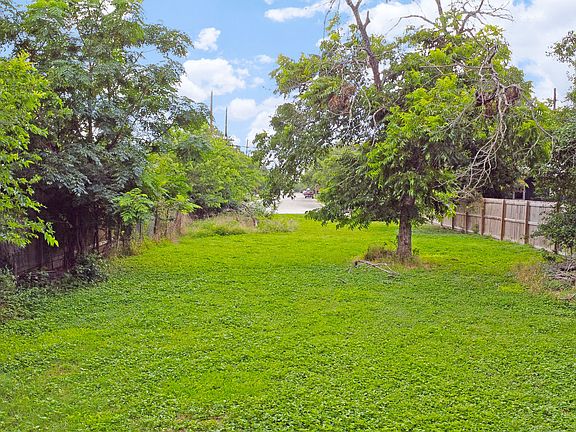 5th image of 760 SIMON AVE LOT 15