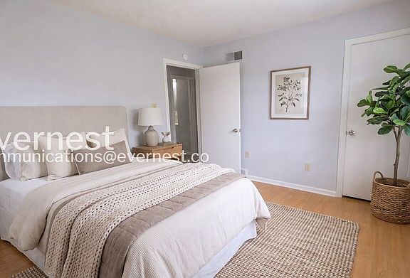 4th image of 8316 Dottley Dr