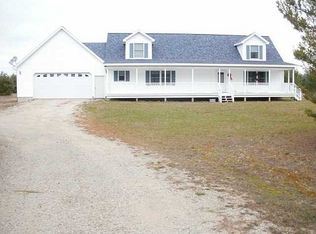130 Old Pineway Trl, Mesick, MI 49668