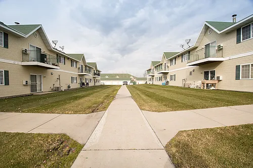 Pheasant Run Apartments Photo 1