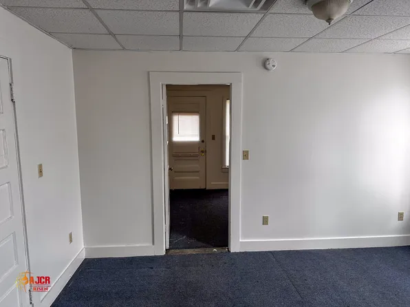 22 Charles St #A, Sanford, ME 04073