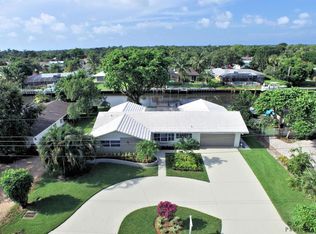 16 Leeward Cir, Tequesta, FL 33469