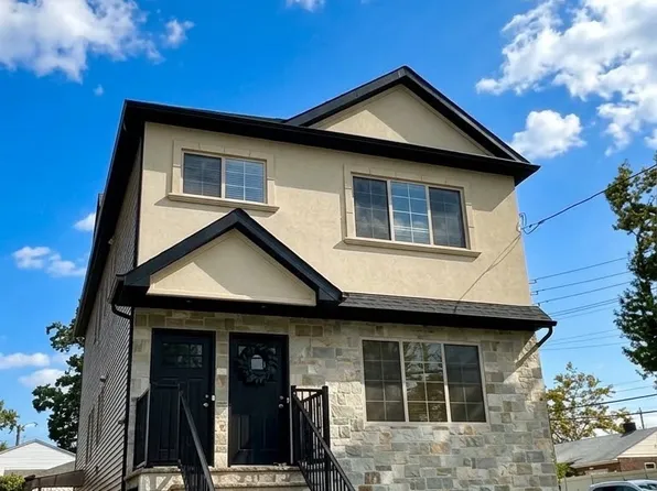 360 Robinson Ave #2, Staten Island, NY 10312
