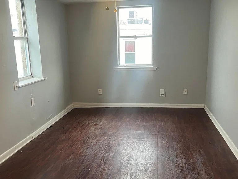 1541 S 20th St #2 — Photo 10