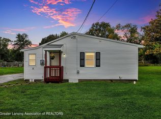 4726 Hughes Rd, Lansing, MI 48910